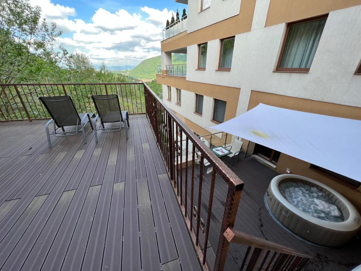 Coroni Studio With Jacuzzi Braşov Exteriör bild
